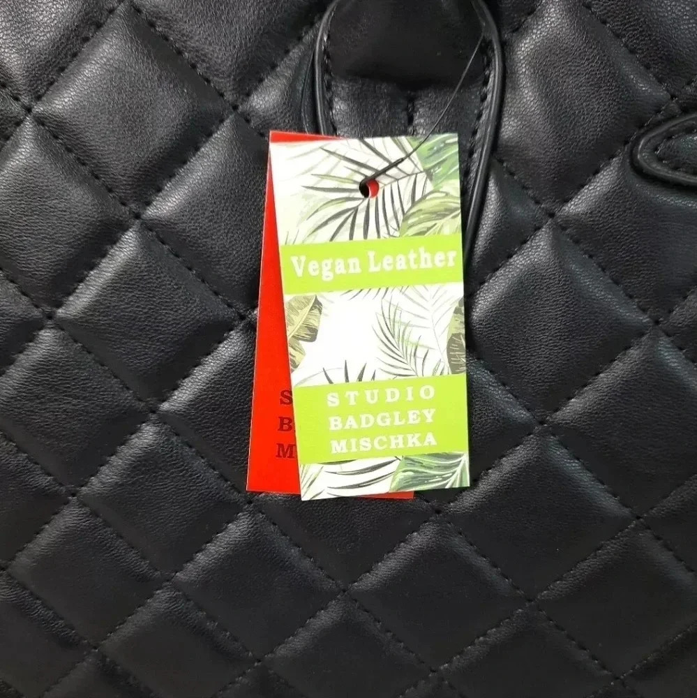 NWT Badgley Mischka Big Quilted Black Diamond Pattern Tote Bag With Front Lock - Picture 9 of 13
